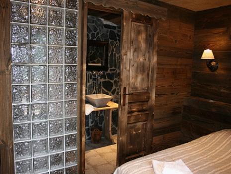 Arc En Ciel Châtel Room photo